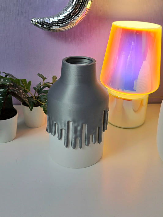 Vaas met schroefdop en drip effect