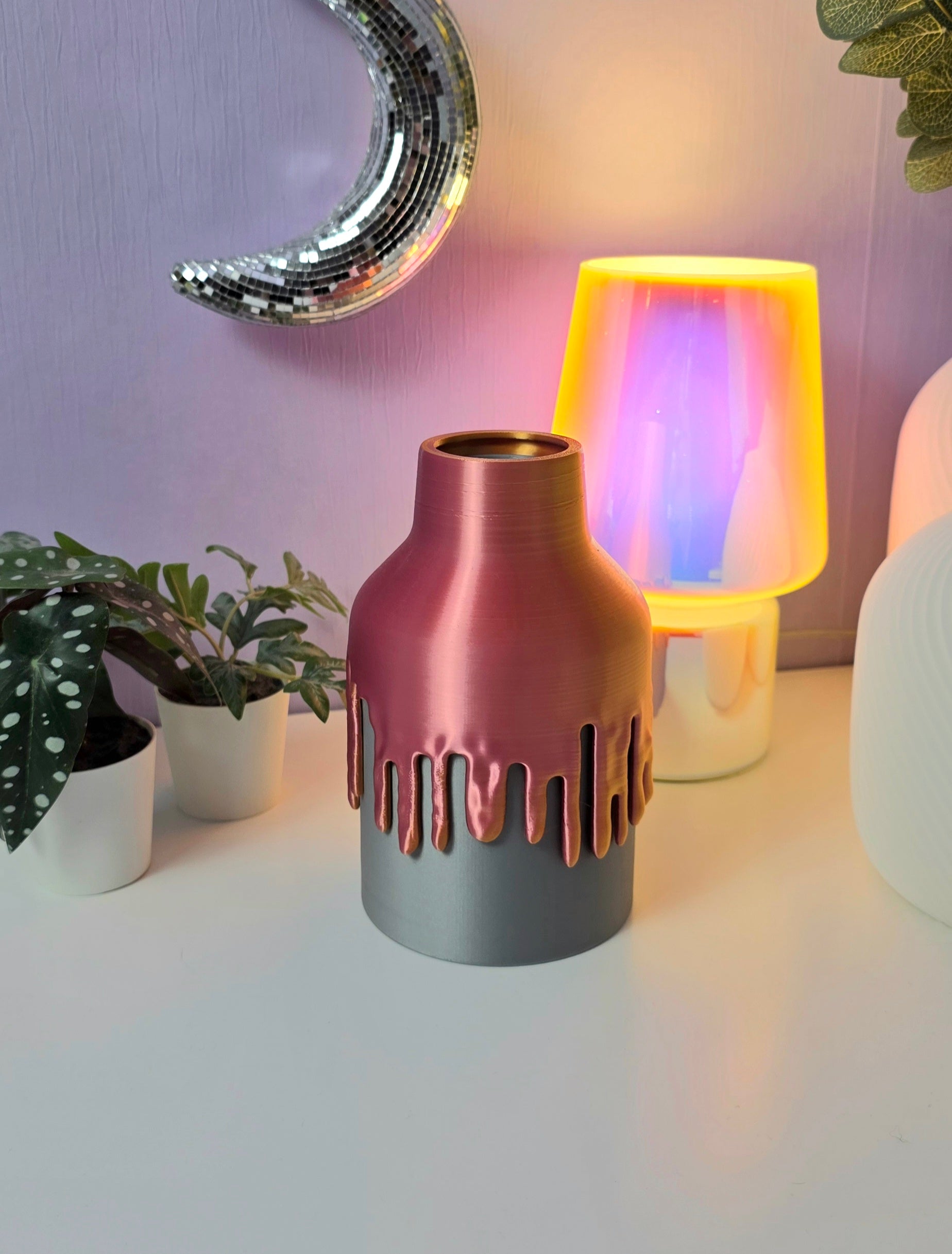 Vaas met schroefdop en drip effect